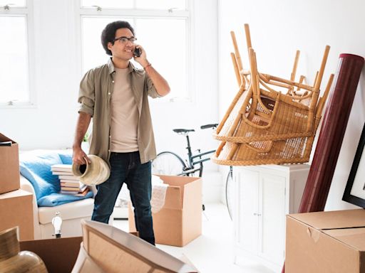9 Sneaky Signs You Own Too Much Stuff, According to Money Expert Rachel Cruze