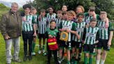 FOOTBALL – Bromsgrove Rovers AFC’s treble-winning under-14s receive defibrillator