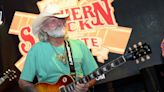 Murió el legendario guitarrista Dickey Betts, cofundador de la Allman Brothers Band