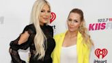 Tori Spelling Reunites With Jennie Garth and Lindsay Price to Recreate 'Beverly Hills, 90210' Scene