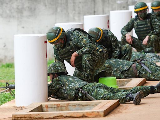 《華盛頓郵報》：顧立雄坦言教官人力及設備短缺，拖慢台灣強化備戰進展 - TNL The News Lens 關鍵評論網