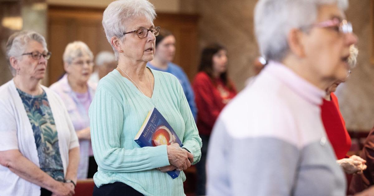 The last servants: Nuns whose order founded Omaha’s Marian High prepare for their final act