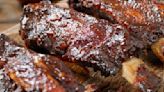 The Expert Timing To Keep In Mind When Cooking Beef Ribs Vs Pork