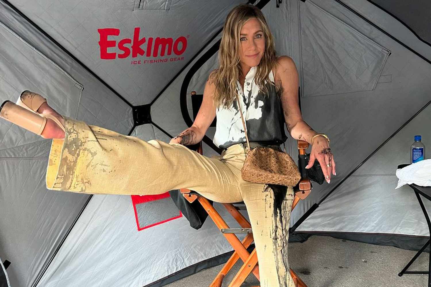 Jennifer Aniston Smiles After Being Covered in Oil in Behind-the-Scenes Photo from 'The Morning Show' Set