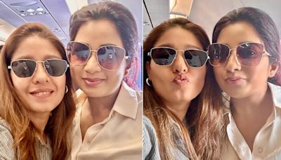 Shreya Ghoshal, Sunidhi Chauhan ’breaks the internet’ with latest selfie; fans in awe