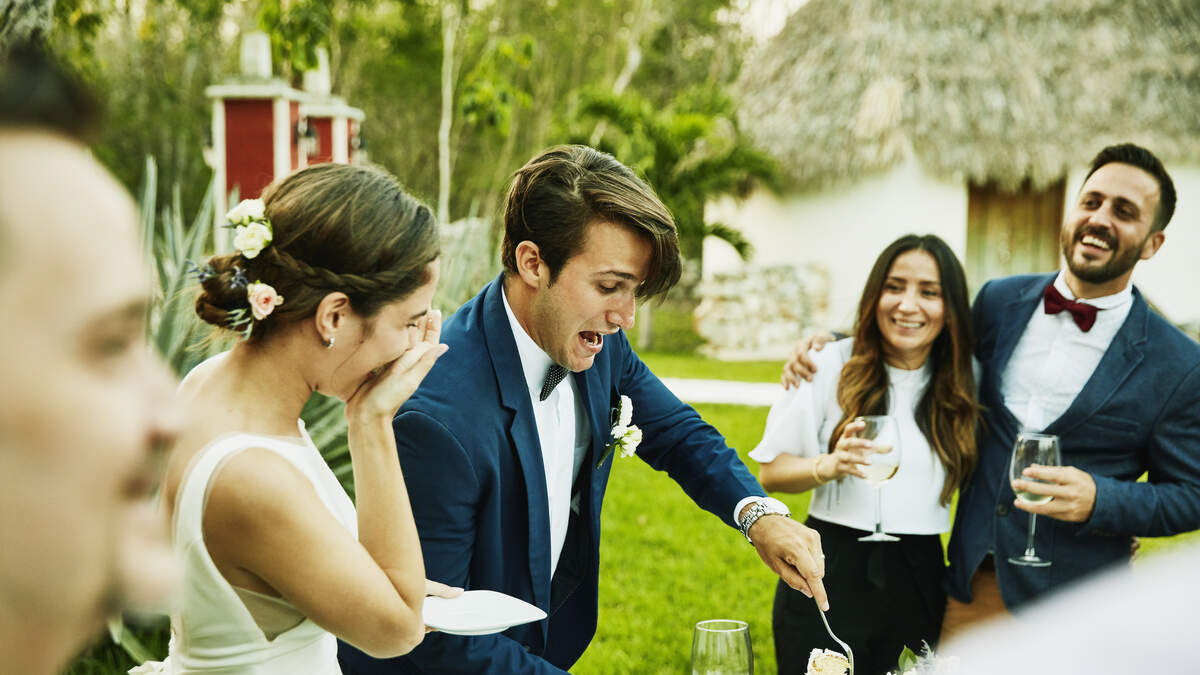 Wedding Crashers Leave Hilarious Gift for Newlyweds | 97.1 WASH-FM | Toby + Chilli Mornings