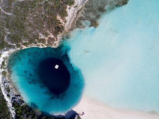 OceanGate co-founder reveals dive into the Bahamas' 'Portal of Hell'