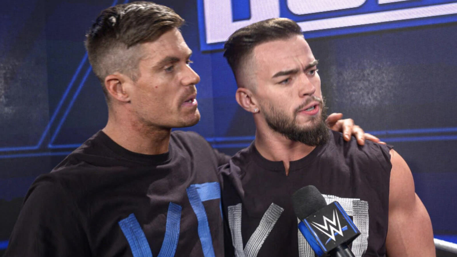 WWE SmackDown Live Coverage 5/3 - Cody Rhodes & AJ Styles Meet In The Ring, Tag Team Championship Match