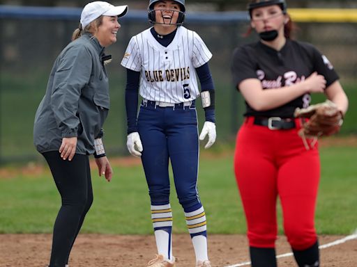 Reigning Division II softball state champ Tallmadge enters postseason with 'special group'