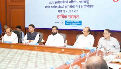 Nationalised banks asking CIBIL scores for farm loans will invite FIRs: Fadnavis