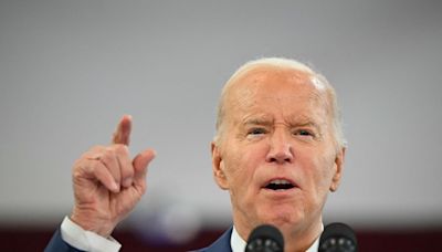 ‘Prometo que estou bem’, diz Biden ao retomar campanha
