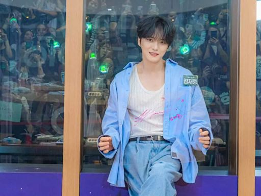 Kim Jaejoong takes on humble role in new drama 'Bad Memory Eraser' - Times of India