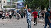 Tres muertos en choques por un sistema de cuotas en empleos gubernamentales en Bangladesh