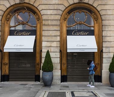 Bilionário Bernard Arnault, da Louis Vuitton, compra fatia de empresa dona da Cartier