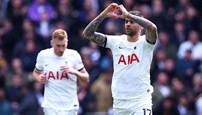 El particular gol de Cuti Romero para Tottenham contra Arsenal