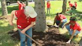 Local KeyBank employees volunteer for annual 'Neighbors Make The Difference Day'