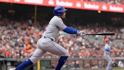 Francisco Lindor slugs a pair of 2-run homers and Mets end 3-game skid with 8-2 win over Giants