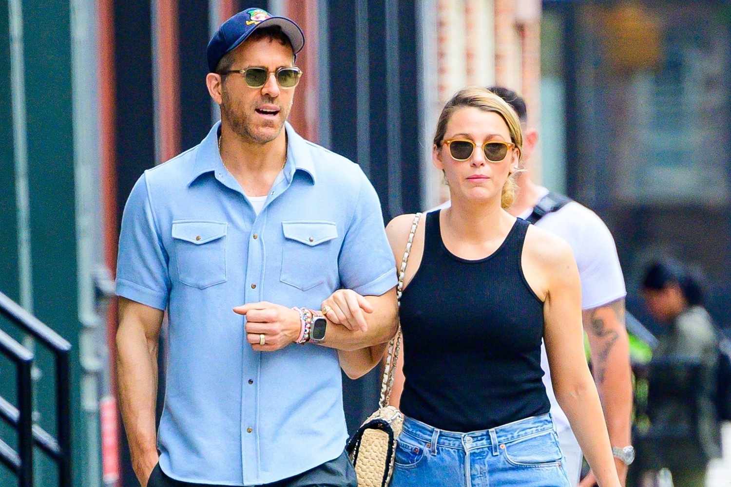 Blake Lively and Ryan Reynolds Take a Loved-Up Stroll in New York City: Photo