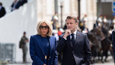 Emmanuel et Brigitte Macron : casquette, lunettes et cuir… cette sortie au Touquet perturbante en plein chaos politique
