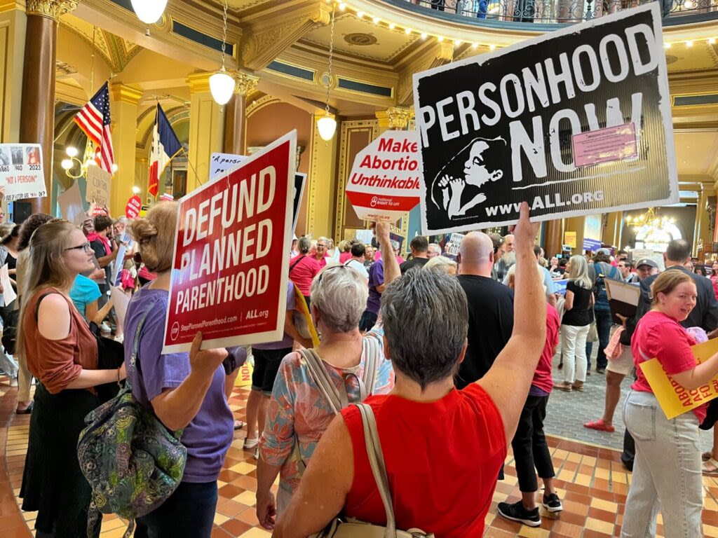 Iowa’s six-week abortion ban is now in effect