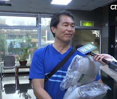 長榮海運紀念品贈「薄毯」 股民趕上班前領取