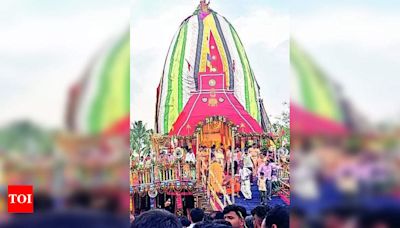 Odisha: 50,000 pull 72-ft-high chariot in Keonjhar | Events Movie News - Times of India