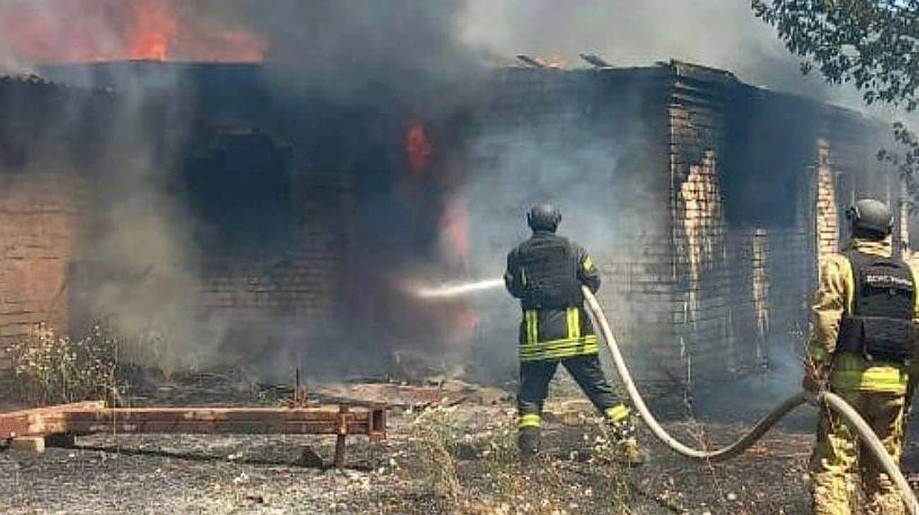 Firefighter injured in repeat Russian attack on Kherson