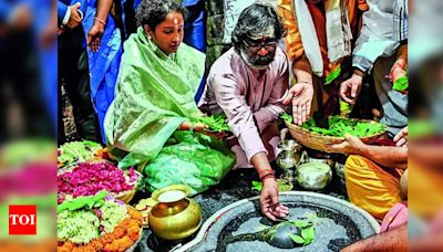 Jharkhand CM Hemant Soren Reviews Shravani Mela Preparations | Ranchi News - Times of India