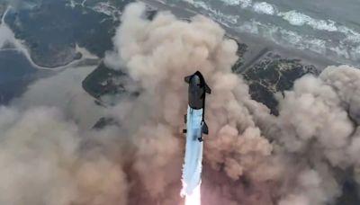 El megacohete Starship de SpaceX completó su primer vuelo de prueba completo: por qué es importante en la carrera espacial