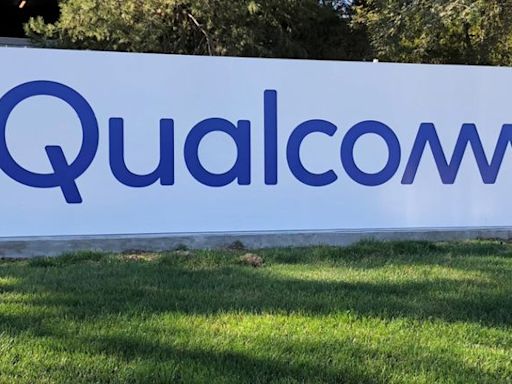 Calculating The Intrinsic Value Of QUALCOMM Incorporated (NASDAQ:QCOM)