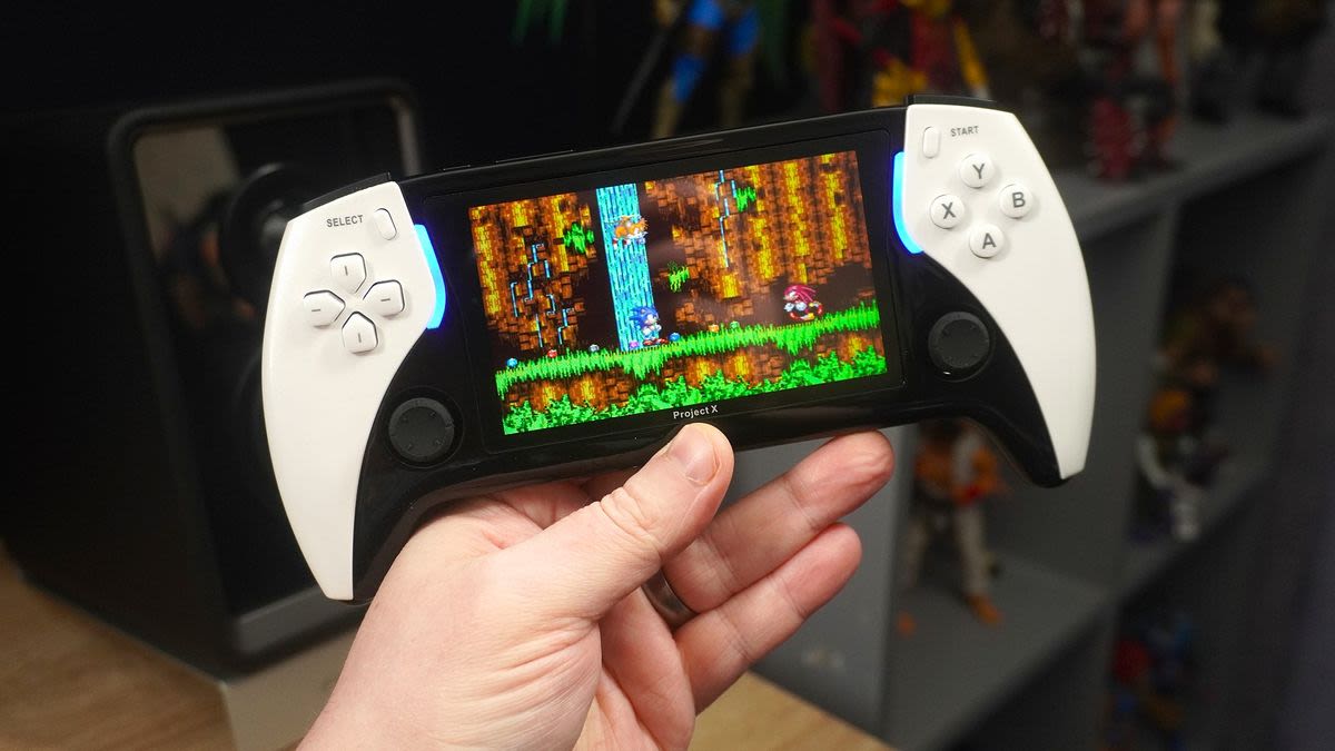 I bought an awful $30 PlayStation Portal clone so you don't have to, but I surprisingly love it