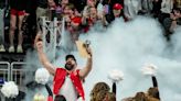 Jason Kelce tries 'Toxic Meltdown' at Cincinnati Bearcats' Lombaby Games, New Heights show