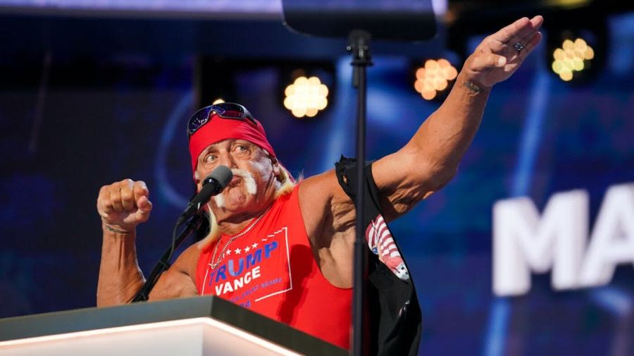 Hulk Hogan gives passionate RNC speech