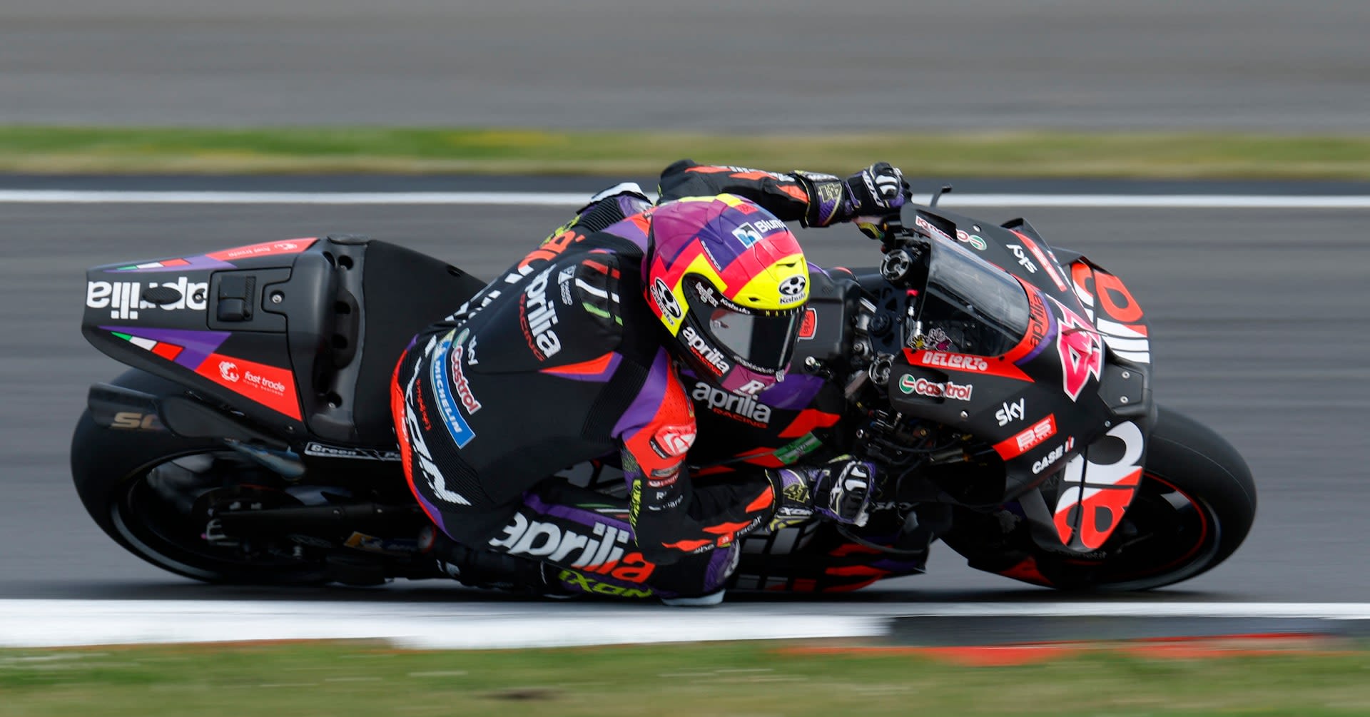 Aprilia's Espargaro breaks lap record to storm to pole at British Grand Prix