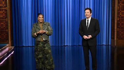 Janet Jackson Crashes Jimmy Fallon's “Tonight Show ”Monologue — and Gives Him an Impromptu Dance Lesson!