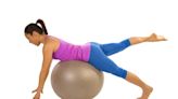 健身動作｜5招玩健身球 有效鍛鍊腹肌 加強全身穩定度