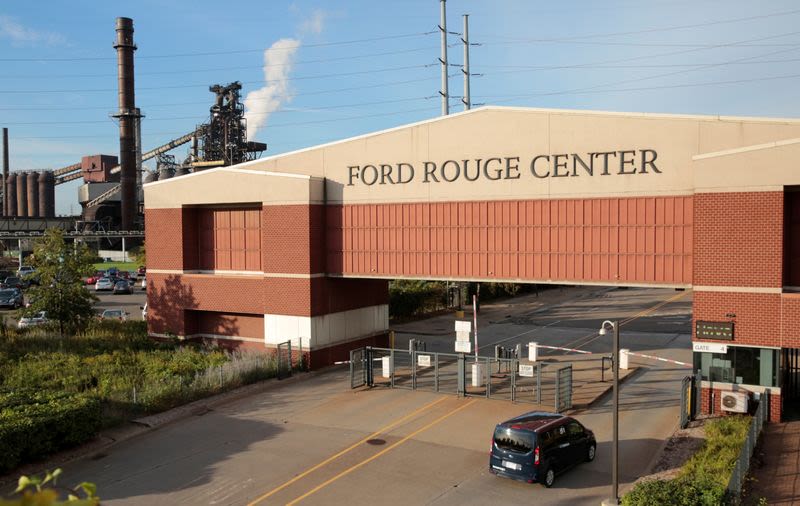 UAW members at Ford's River Rouge tool and die unit set strike deadline