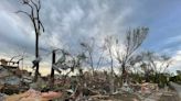 Images show destruction after tornado strikes NE Kansas town
