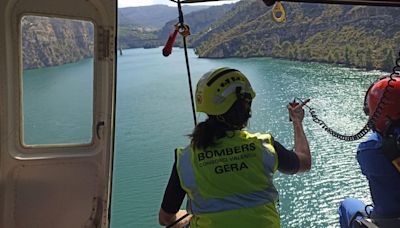 Reanudan la búsqueda del hombre desaparecido en Cortes de Pallás, Valencia, tras lanzarse al río Xùquer