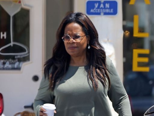 Oprah Winfrey, 70, debuts impressive 40-lb weight loss in leggings at gym