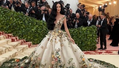 La foto de Katy Perry en la Gala del Met creada con inteligencia artificial que engañó a su propia madre