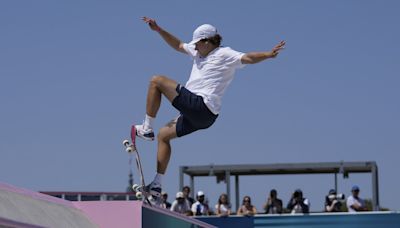 Americans Eaton and Huston top qualifying in men's street skateboarding at the Paris Olympics