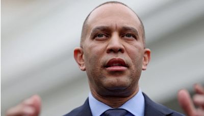 U.S. could allow for American troop deployment to Ukraine - Democratic House leader Jeffries