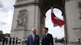 Carlos III inicia su primera visita a Francia recibido por Macron