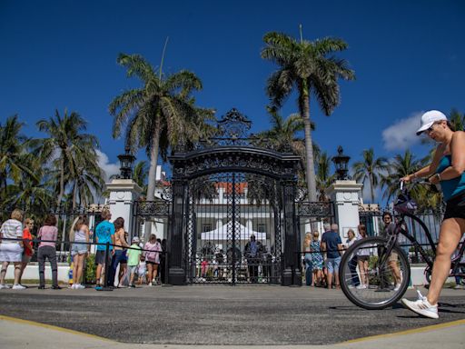 More than 2,200 pack Flagler Museum in Palm Beach for Founder's Day