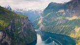 Why does Norway have so many fjords?