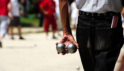 In Marseille, pétanque masks political divides ahead of Sunday's vote