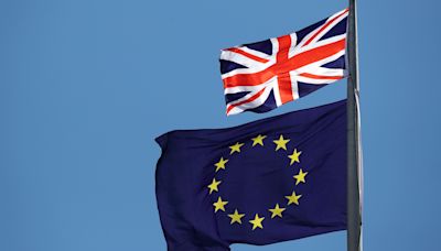 PM bids to ‘change’ UK-Europe ties as he hosts 45 leaders at EPC summit