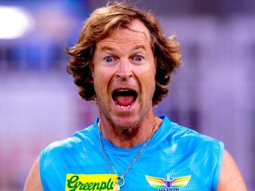 Jonty Rhodes Likely To Replace T Dilip As India’s New Fielding Coach: Reports