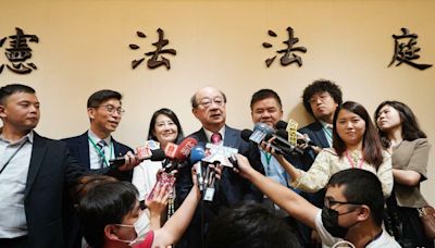 出席憲法法庭 柯建銘：尊重大法官、篤定有信心